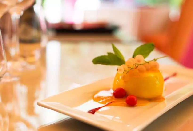 酒店 Montaigne & Spa