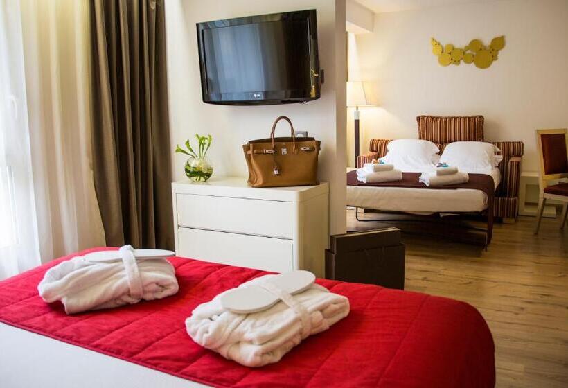 בית מלון כפרי Montaigne & Spa