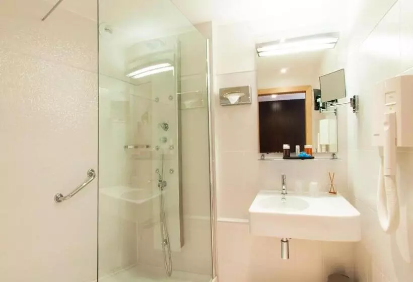 酒店 Montaigne & Spa