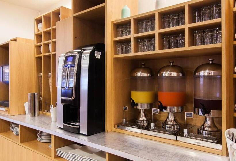 בית מלון כפרי Montaigne & Spa