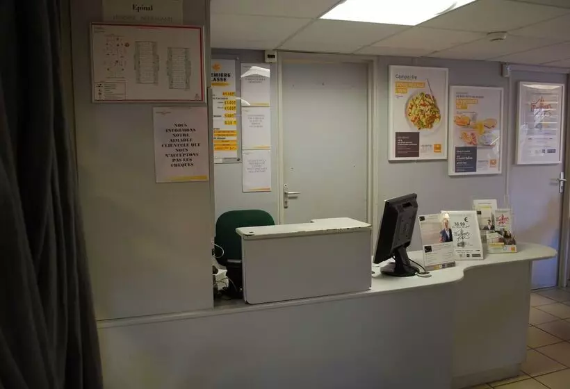 בית מלון כפרי Premiere Classe Epinal