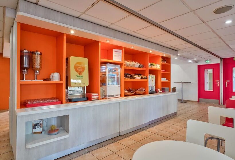 Hotel Premiere Classe Paris Ouest Pont De Suresnes