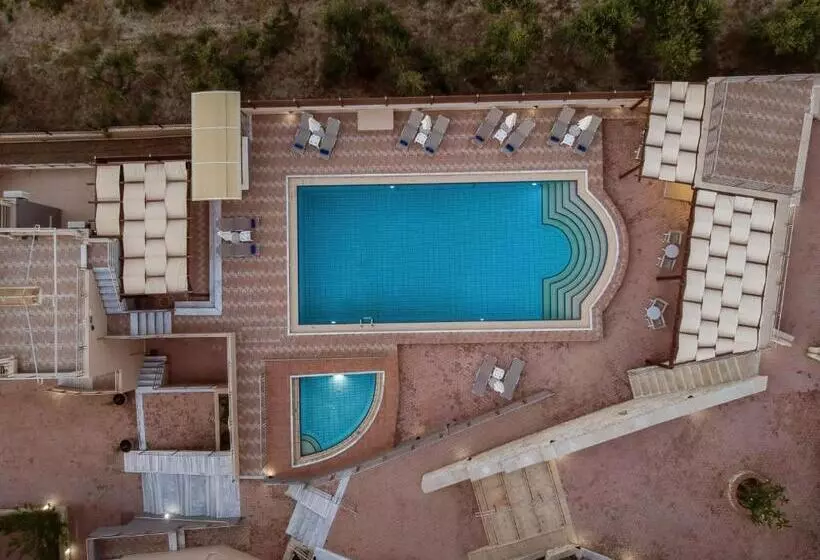 Отель Sunrise Suites & Apartments