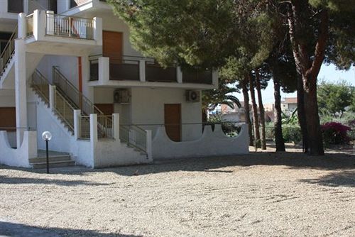 ホテル Terralcantara Villa Del Mare