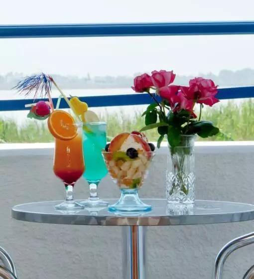 Отель Tigaki S Star