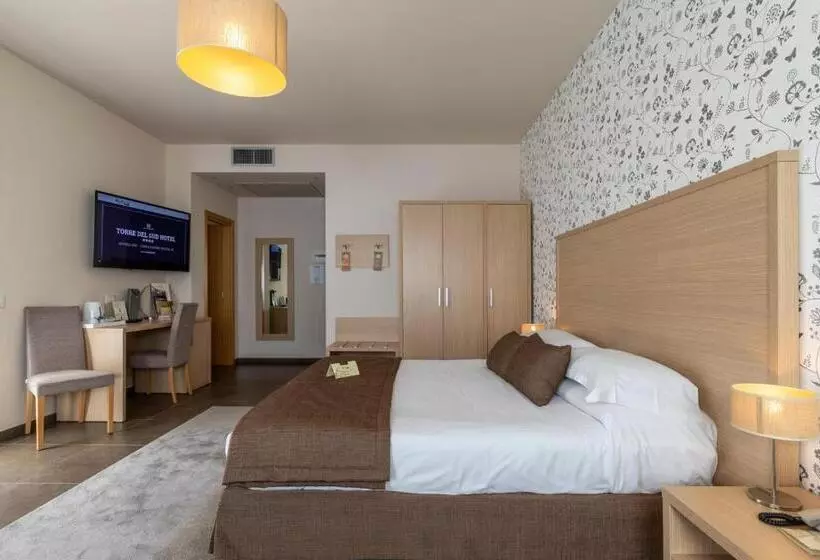 هتل Torre Del Sud