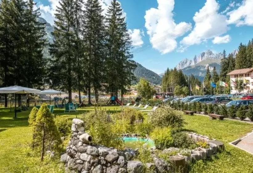 Отель Villa Rosella Park & Wellness