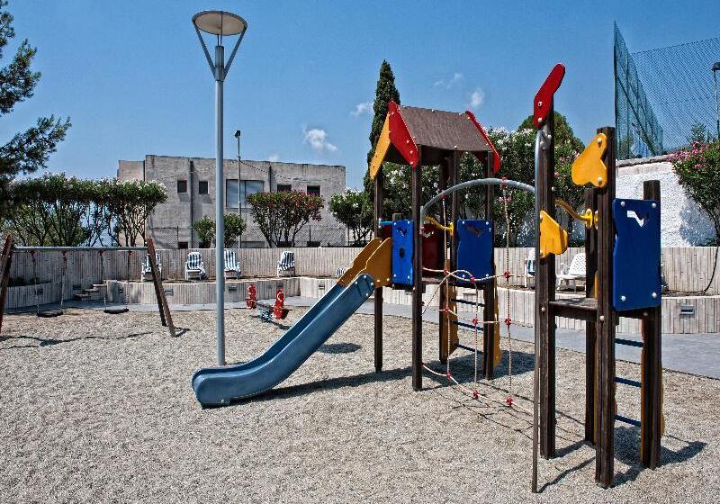 ホテル Villaggio Club Altalia