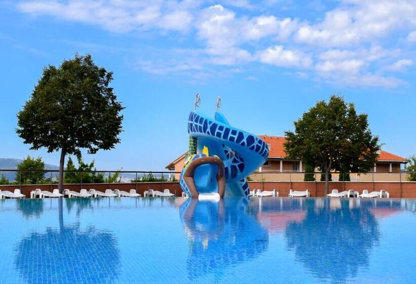 호텔 Grand Novi Vinodolski Resort