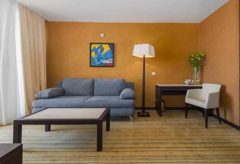 Отель Grand Novi Vinodolski Resort