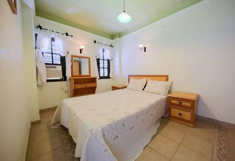 May Garden Club Hotel