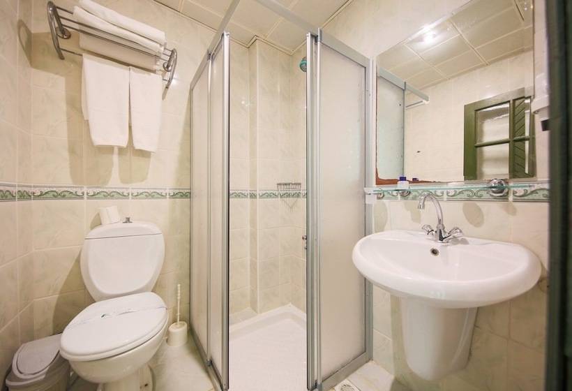 May Garden Club Hotel