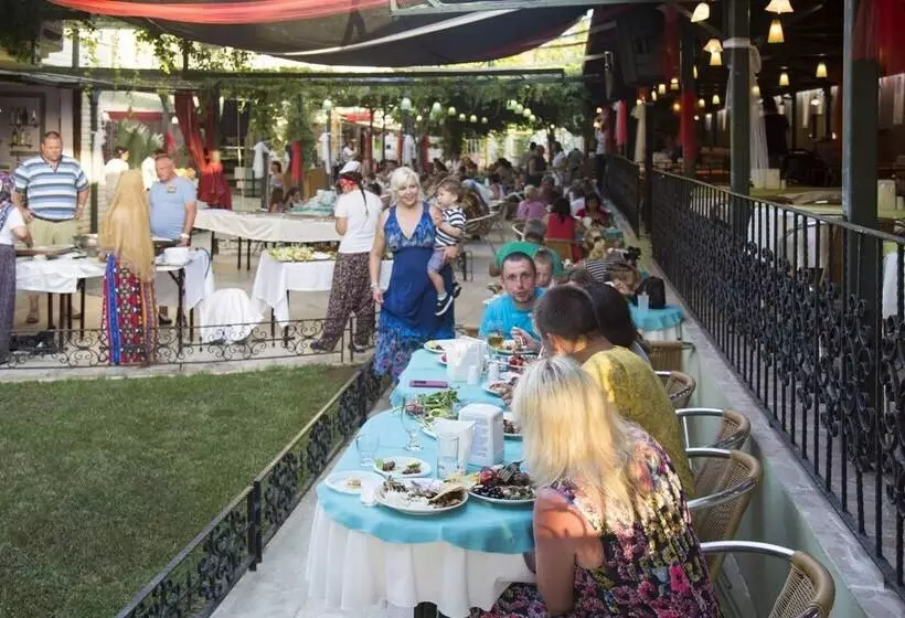 May Garden Club Hotel