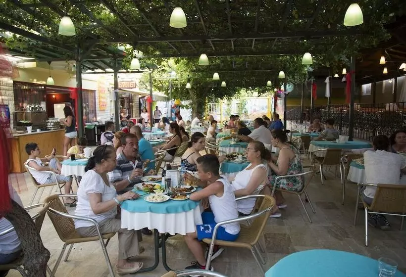 May Garden Club Hotel