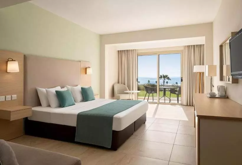 渡假胜地  Ramada Hotel & Suites By Wyndham Ayia Napa