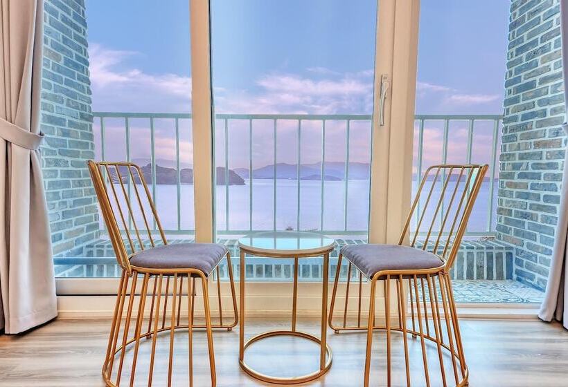 Yeosu Jplus A Pension