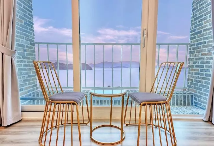 Yeosu Jplus A Pension