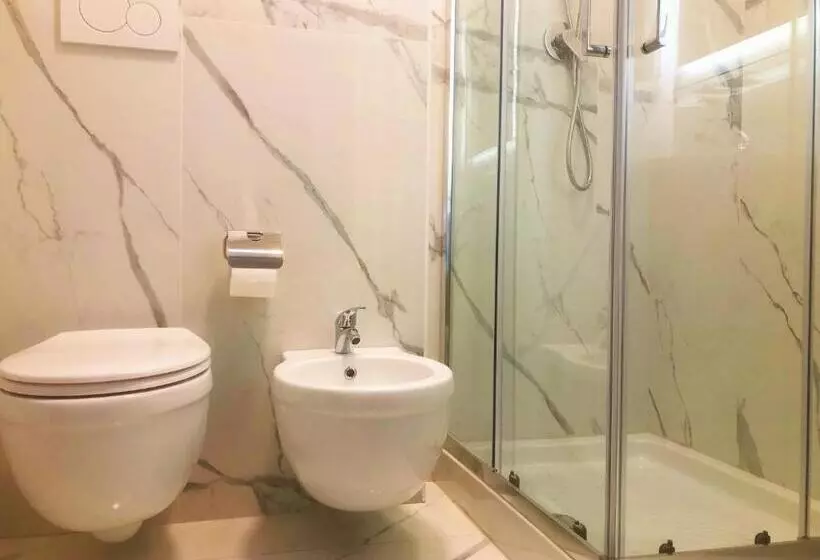 تختخواب و صبحانه Hostel Cosmos