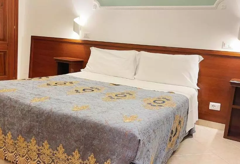 تختخواب و صبحانه Hostel Cosmos