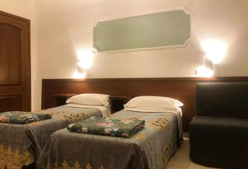 تختخواب و صبحانه Hostel Cosmos