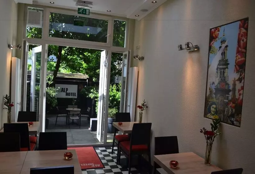 Отель Alp