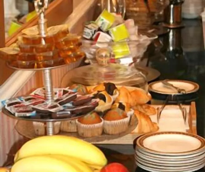 בית מלון כפרי Avon