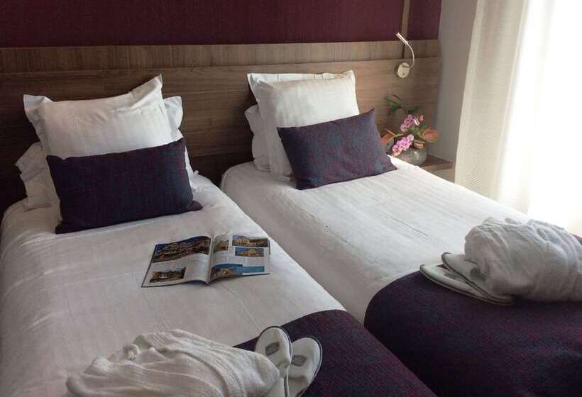 ホテル Best Western Le Duguesclin Hôtel Restaurant