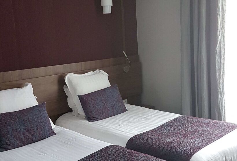 ホテル Best Western Le Duguesclin Hôtel Restaurant