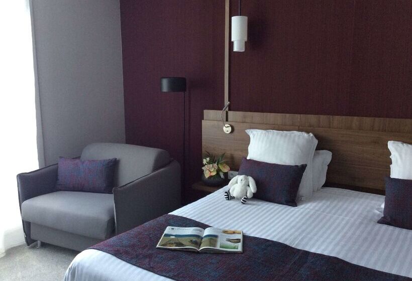 ホテル Best Western Le Duguesclin Hôtel Restaurant