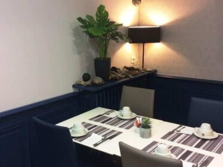 ホテル Best Western Le Duguesclin Hôtel Restaurant