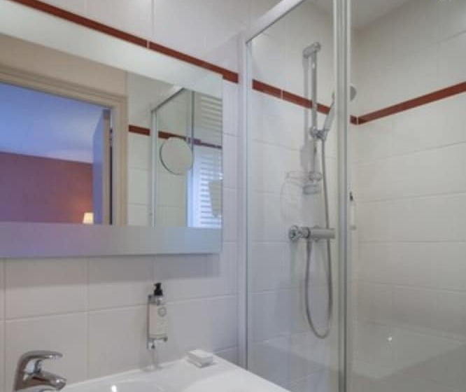 ホテル Best Western Le Duguesclin Hôtel Restaurant