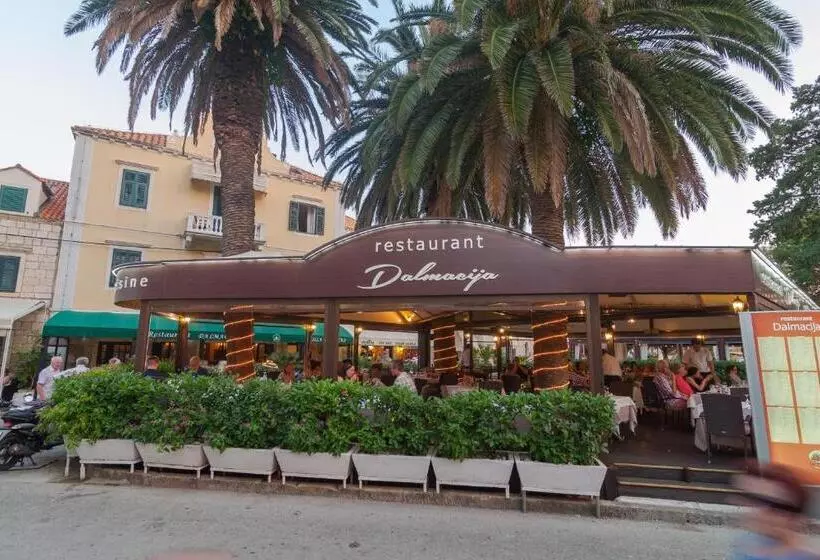 Boutique Hotel Villa Pattiera