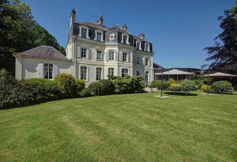 בית מלון כפרי Chateau Clery