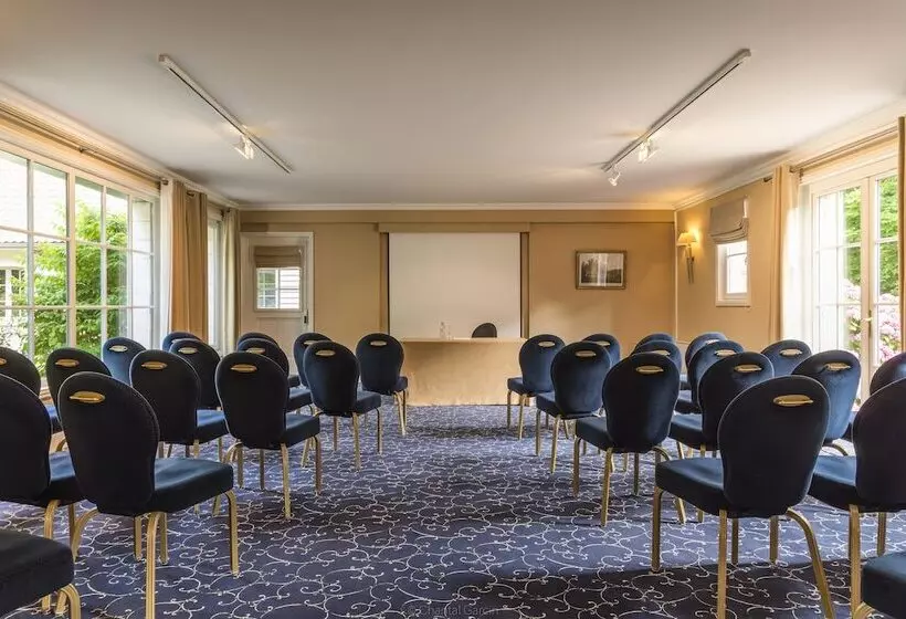 ホテル Chateau Clery