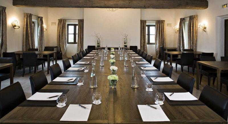 בית מלון כפרי Coquillade Provence