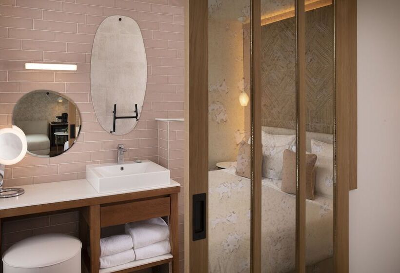 هتل Des Champs Elysees