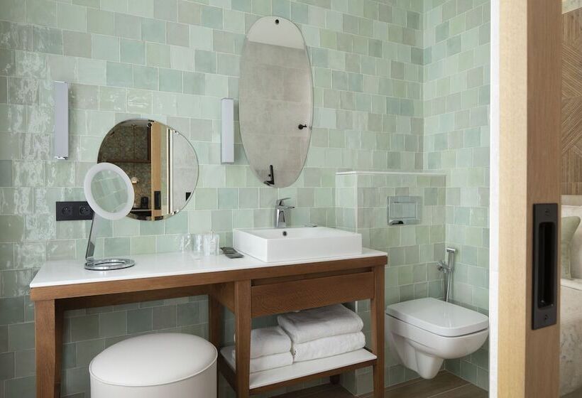 هتل Des Champs Elysees