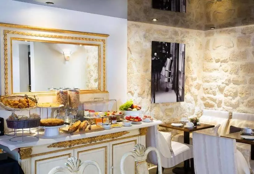 ホテル Du Lion D Or Louvre