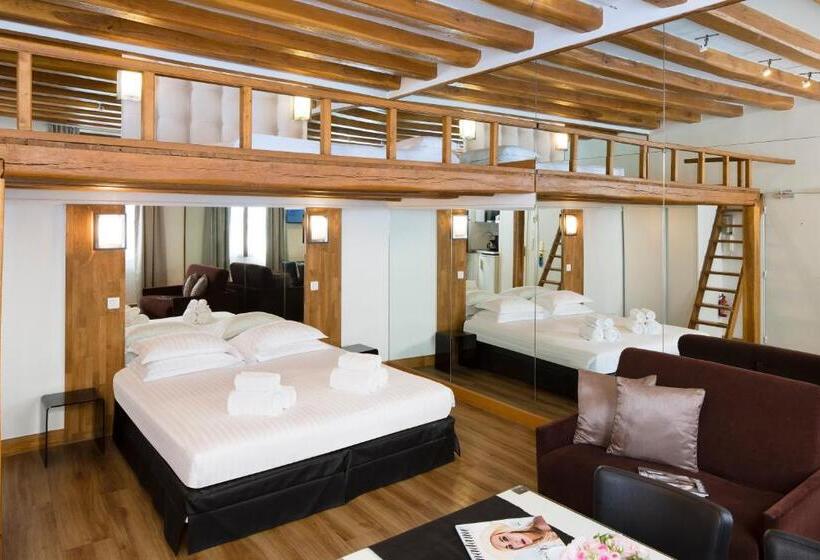 هتل Du Lion D Or Louvre