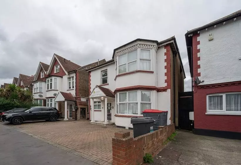 هتل Flexistay Norbury Apart