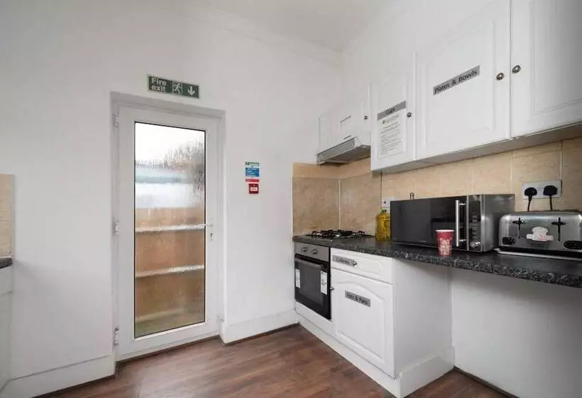 هتل Flexistay Norbury Apart