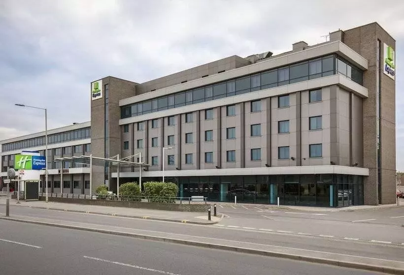酒店 Holiday Inn Express London Heathrow T5, An Ihg