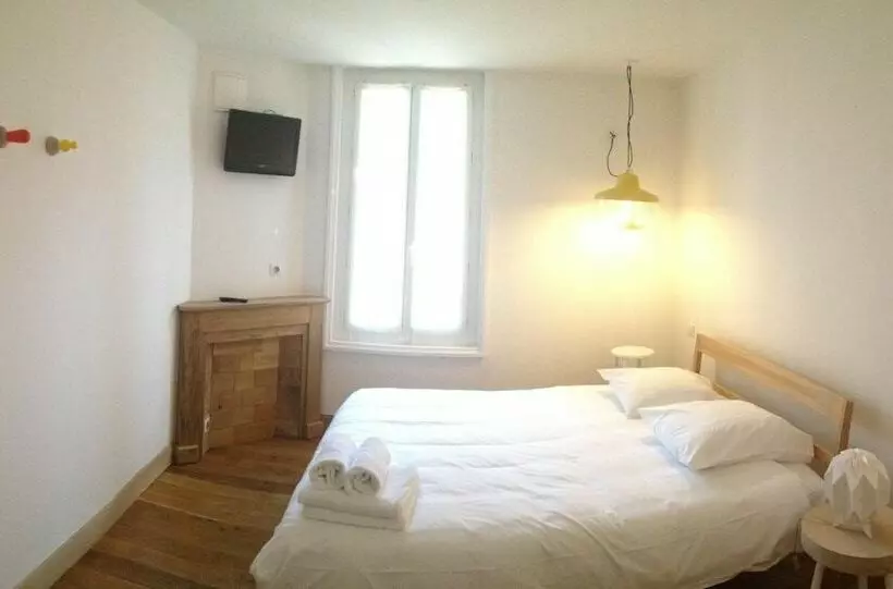 Отель De La Pinède