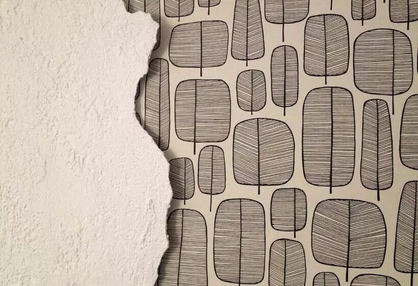 Отель De La Pinède