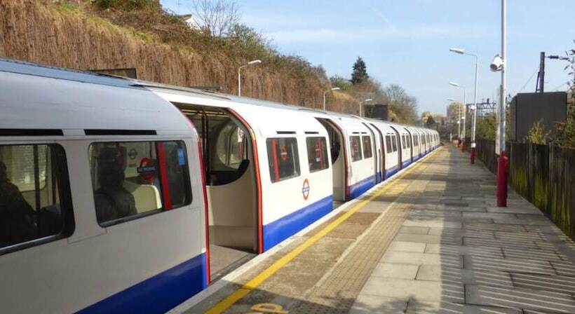 فندق Kensal Green Backpackers