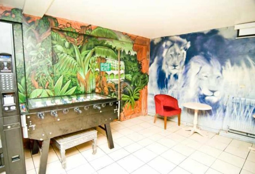 فندق Kensal Green Backpackers