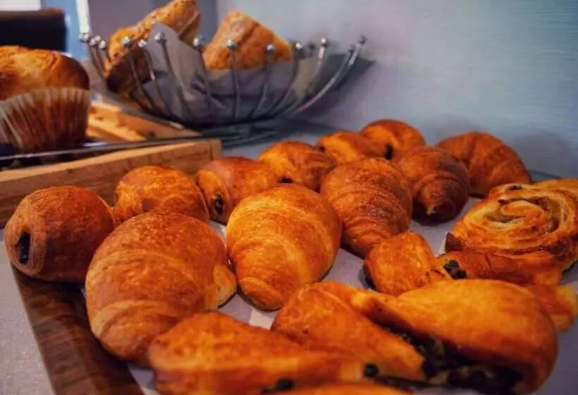 ホテル Hôtel Kyriad Dieppe