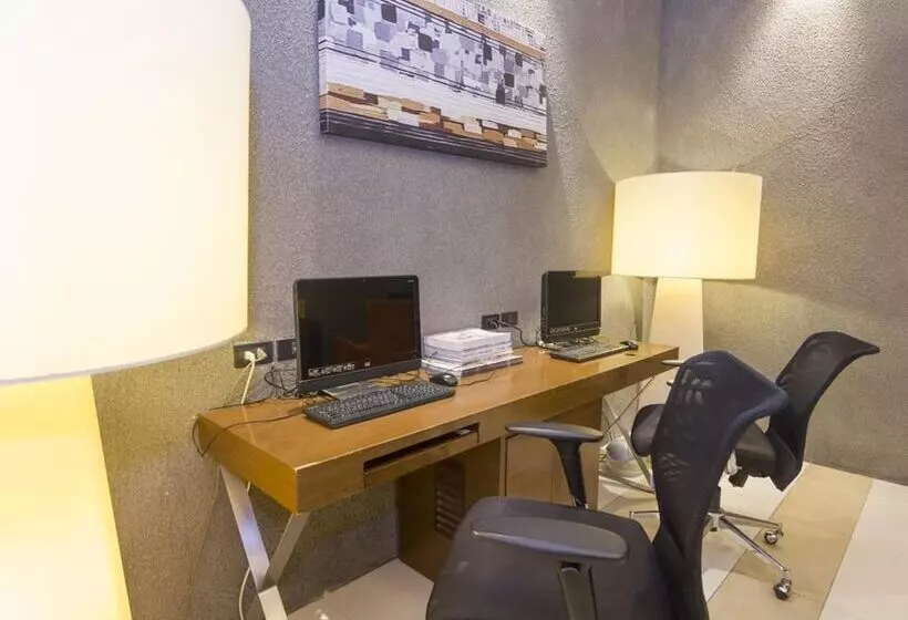 Legacy Hotel Bangkok Sukhumvit