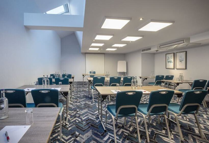 فندق Leonardo  London Heathrow Airport