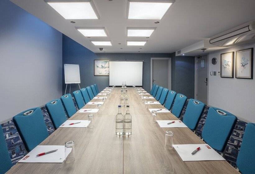 فندق Leonardo  London Heathrow Airport